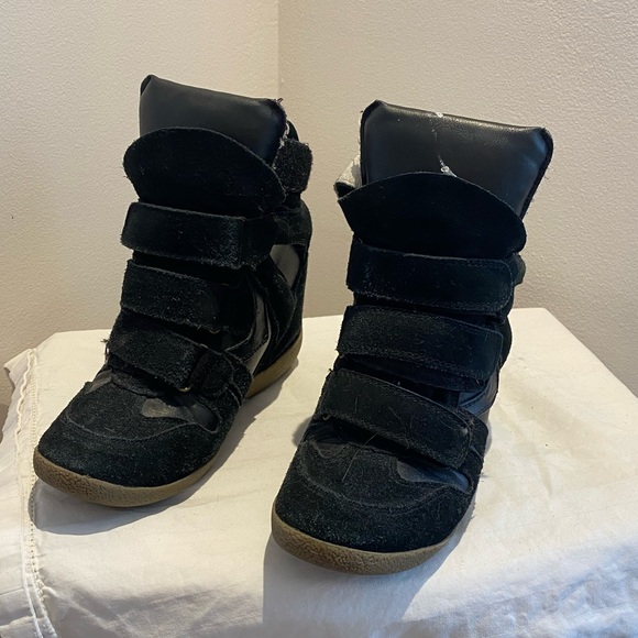 Steve Madden Shoes - Steve Madden high top wedge fashion sneakers size 7